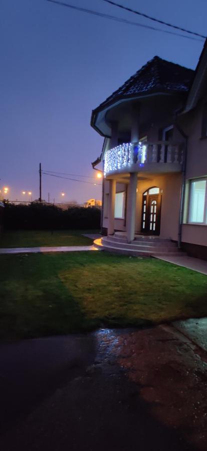 Hotel Casa Blanco Oradea Exteriér fotografie